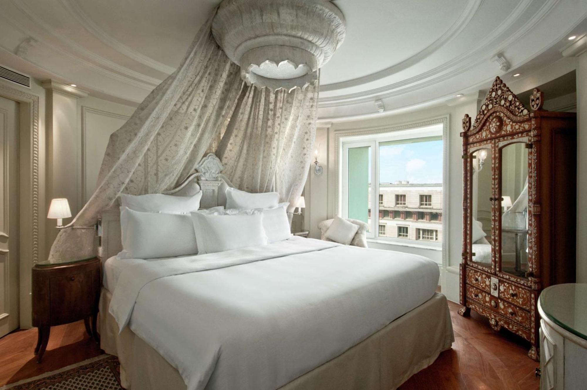Hilton Mumbai International Airport Hotel מראה חיצוני תמונה A bedroom at the hotel